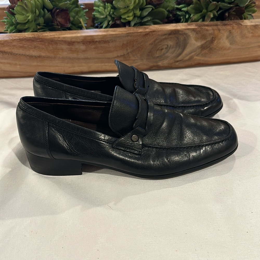 Salvatore Ferragamo Mens black leather‎ loafers dress shoes size 7 EUC